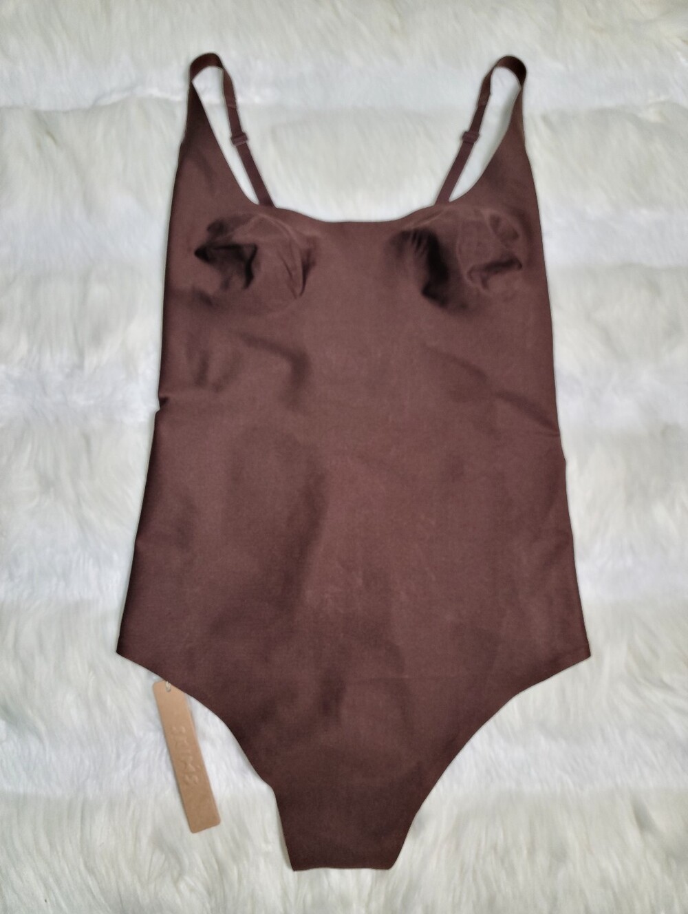 SKIMS Body Scoop Low Back Thong Bodysuit Brown Cocoa Women Medium NEW